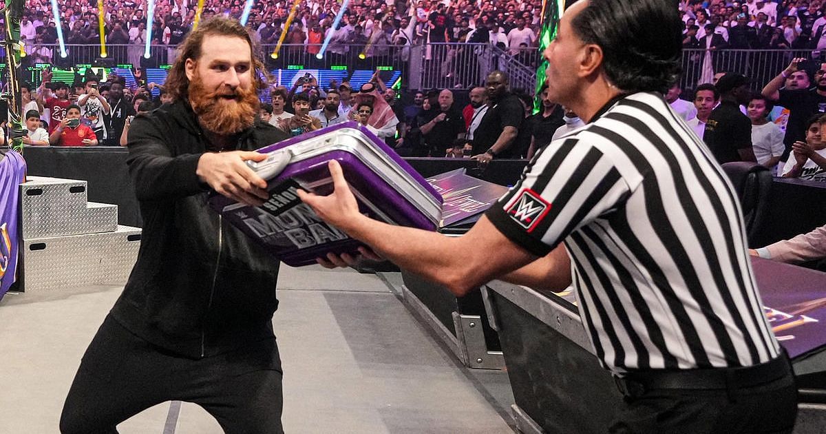 WWE Made A Big Mistake With Sami Zayn And Damian Priest's MITB Robbery ...