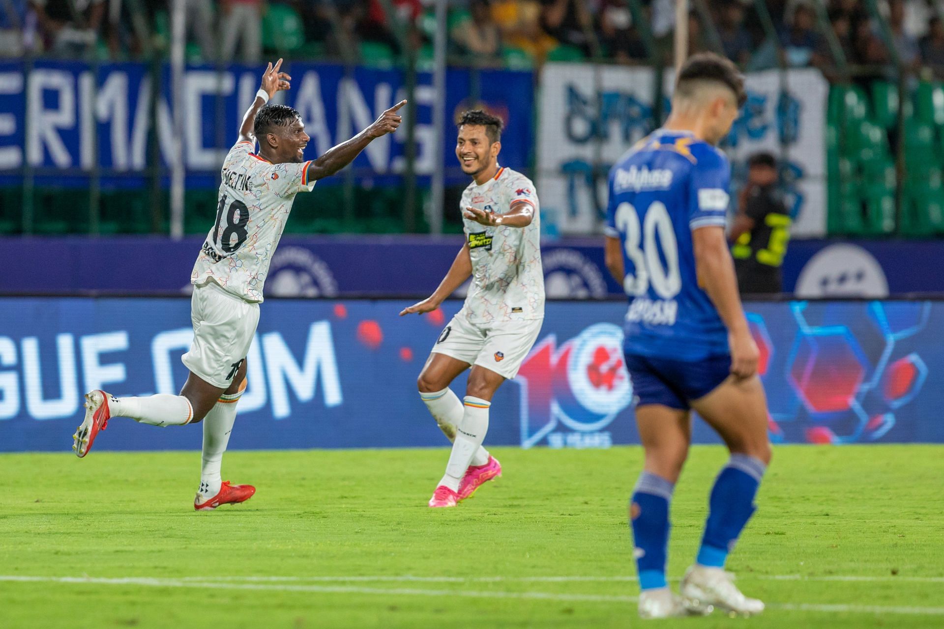 Rowllin Borges (left) scored in FC Goa