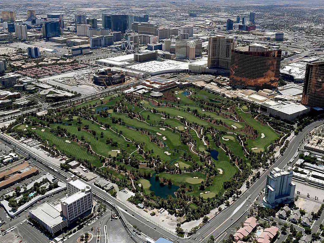 Las Vegas Country Club golf course, home of the 2024 LIV Golf Las Vegas (Image via X @JoePompliano).