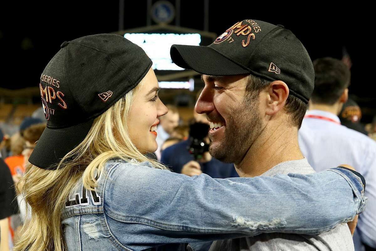 Kate Upton (L) and Justin Verlander