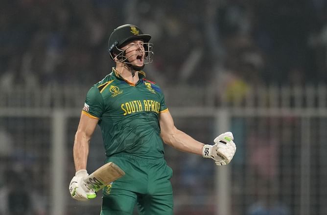 [Watch] David Miller reaches his century in SA vs AUS 2023 World Cup semi-final with a thumping six against Pat Cummins