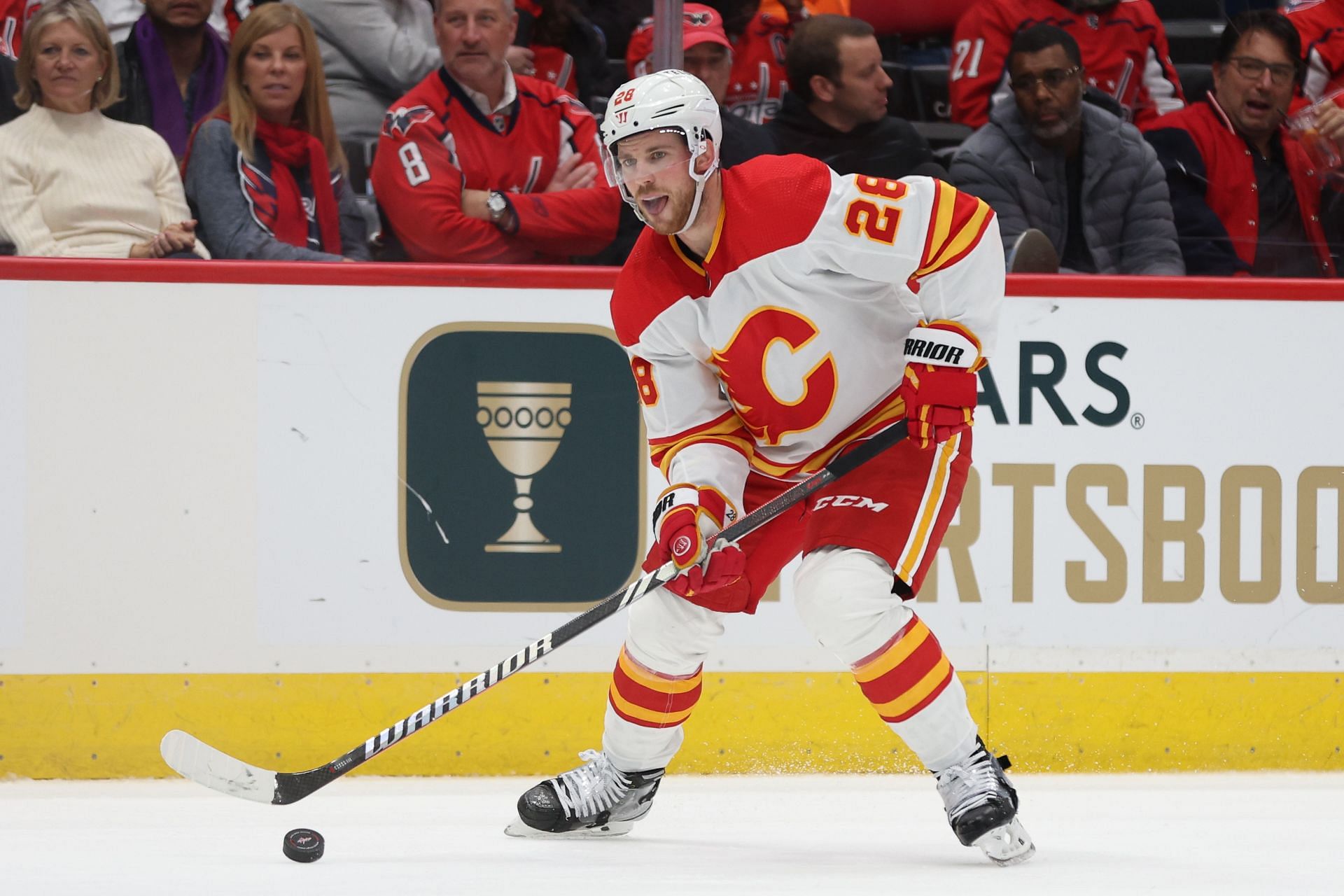 NHL Rumors: Insider Hints At $29,100,000 Calgary Flames Center As A ...