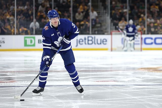 Toronto Maple Leafs v Boston Bruins