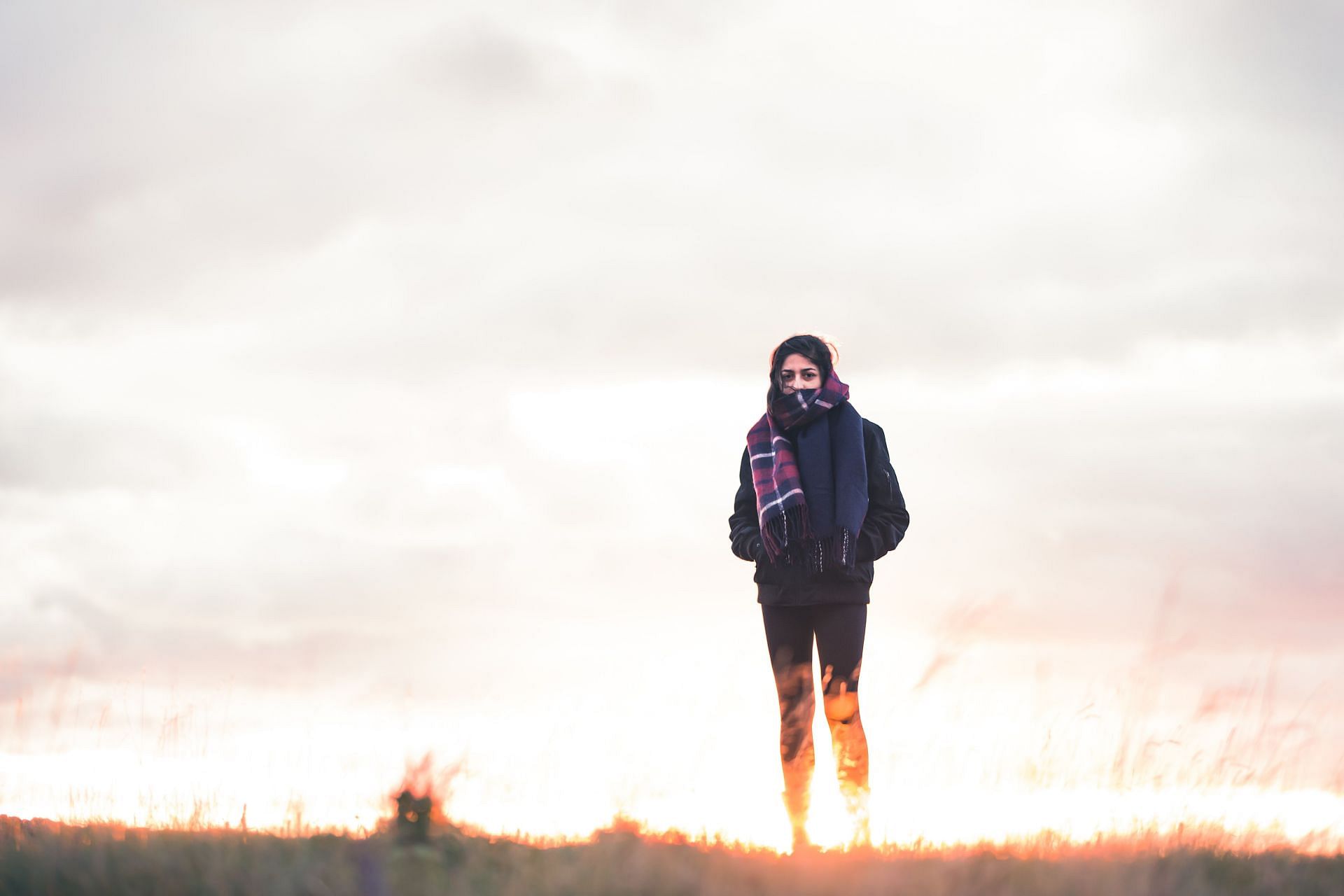 Not every morning is pleasant a lot of us end up waking up with anxiety. (Image via Unsplash/ Saad Chaudhry)