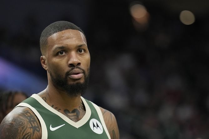 Is Damian Lillard playing tonight vs Toronto Raptors? Latest injury update from Milwaukee Bucks (November 1)
