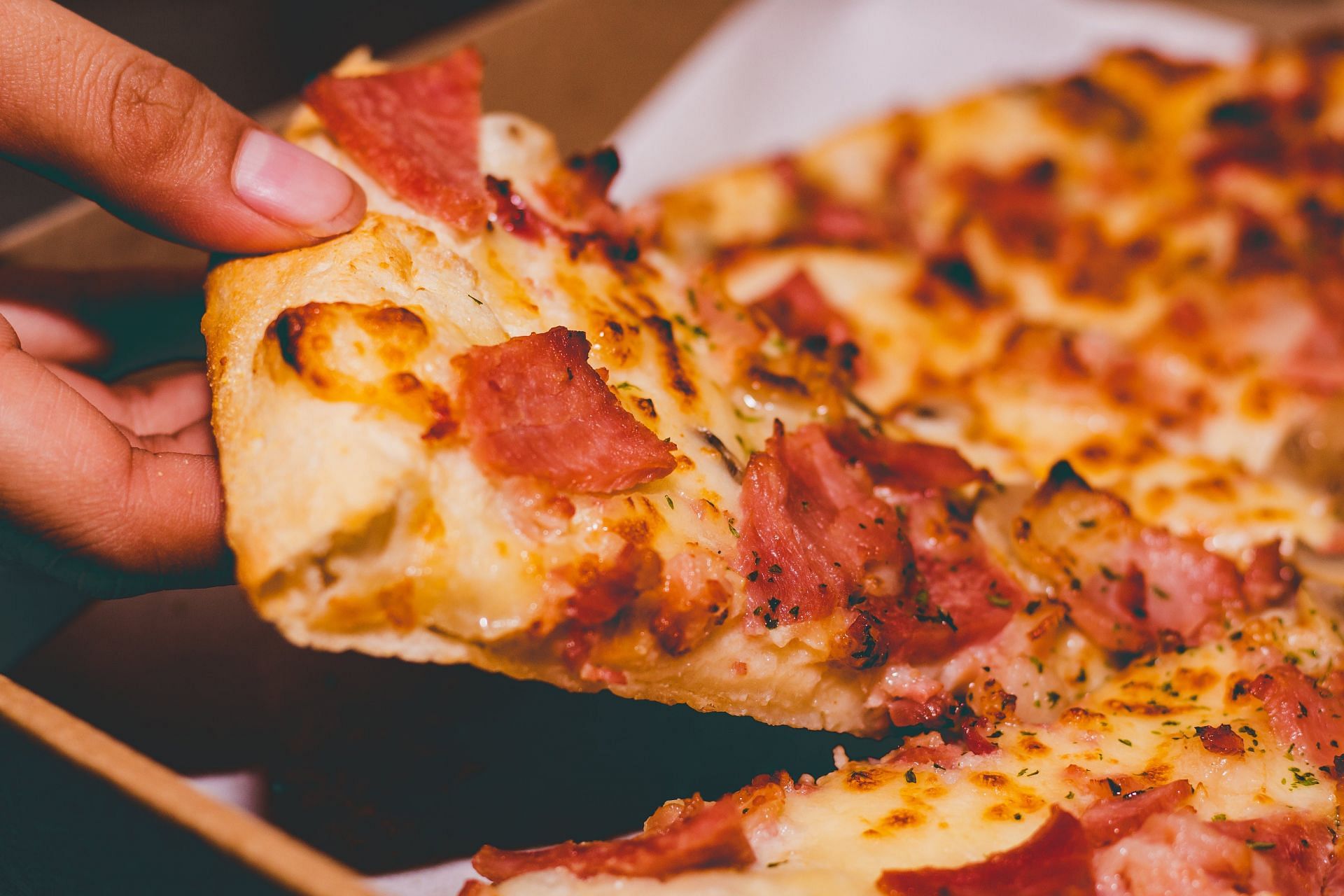 Hangover food to avoid (image sourced via Pexels / Photo by muffin creatives)
