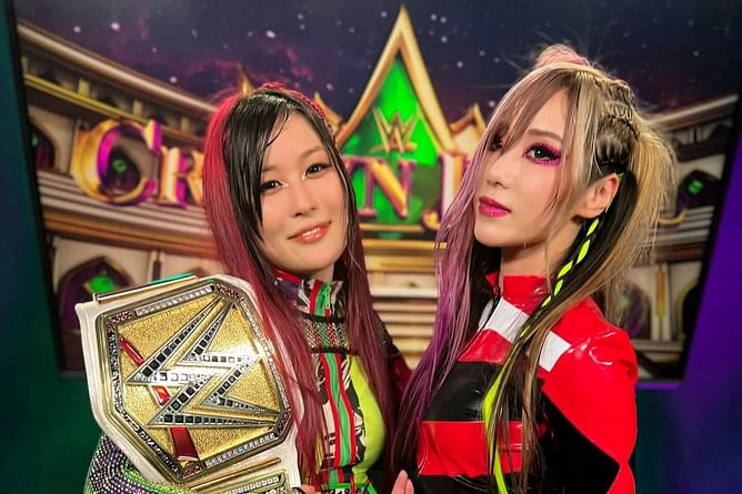 Absent AEW star sends a message to Kairi Sane after her WWE return at Crown Jewel