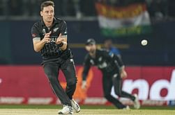 CWC 2023: दक्षिण अफ्रीका के खिलाफ मुकाबले से न्यूजीलैंड के मैट हेनरी बीच में ही मैदान छोड़ के गए, अहम वजह आई सामने