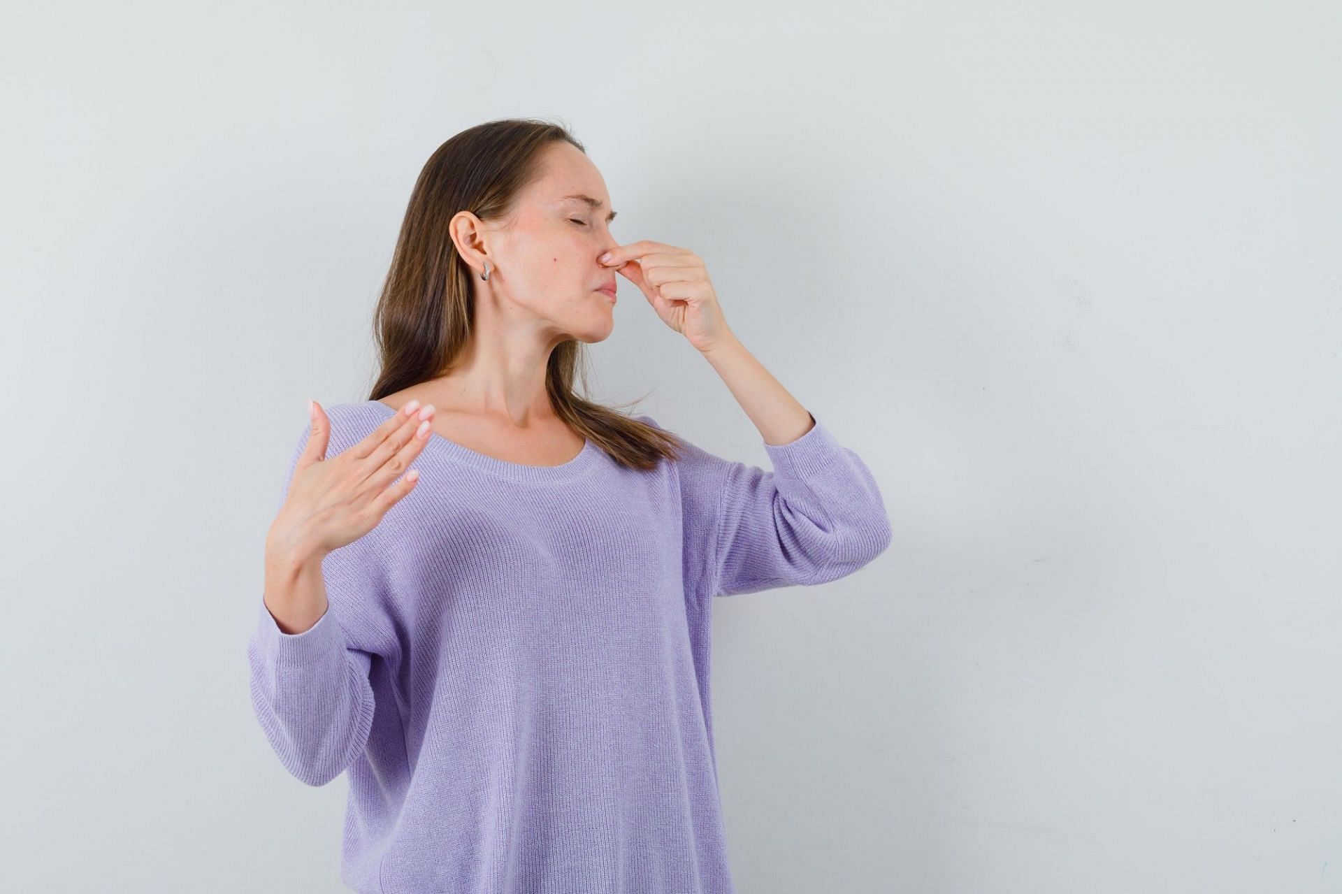 Know about hyperosmia or extreme smell sensitivity. (Image via Freepik/8photo)