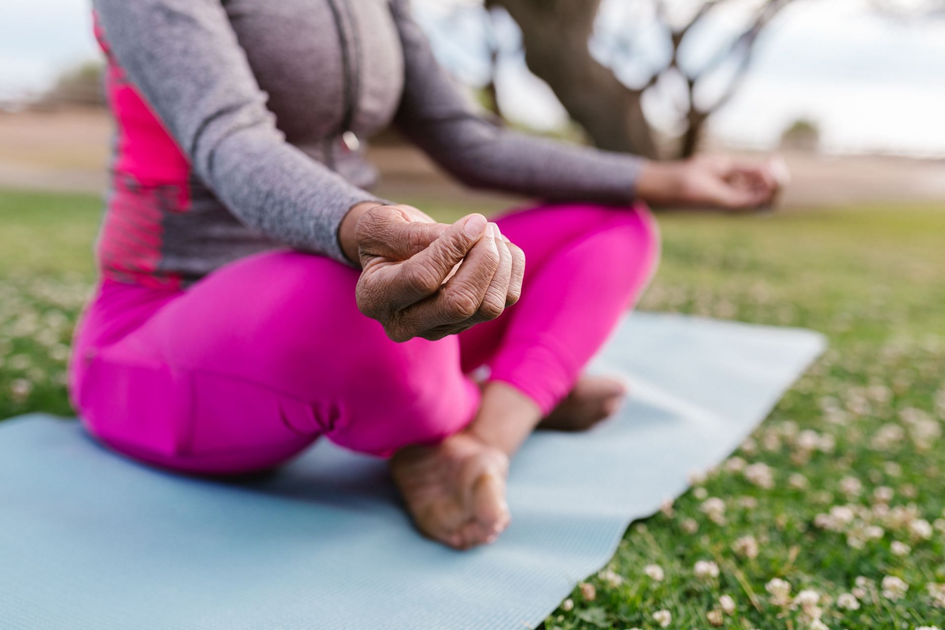 Benefits of Thanksgiving yoga (image sourced via Pexels / Photo by rdne stock)