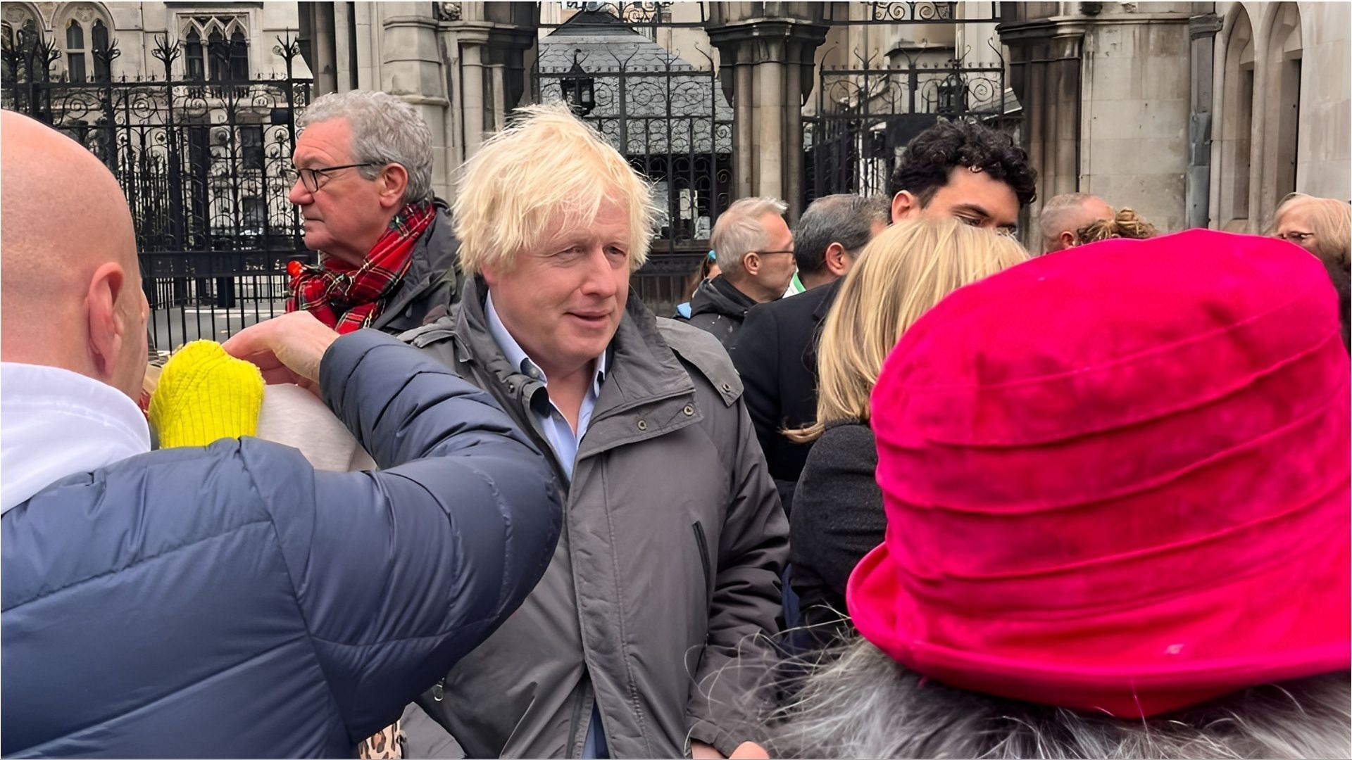 Boris Johnson was spotted participating at the antisemitism protest in London alongside many others (Image via AvivaKlompas/X)