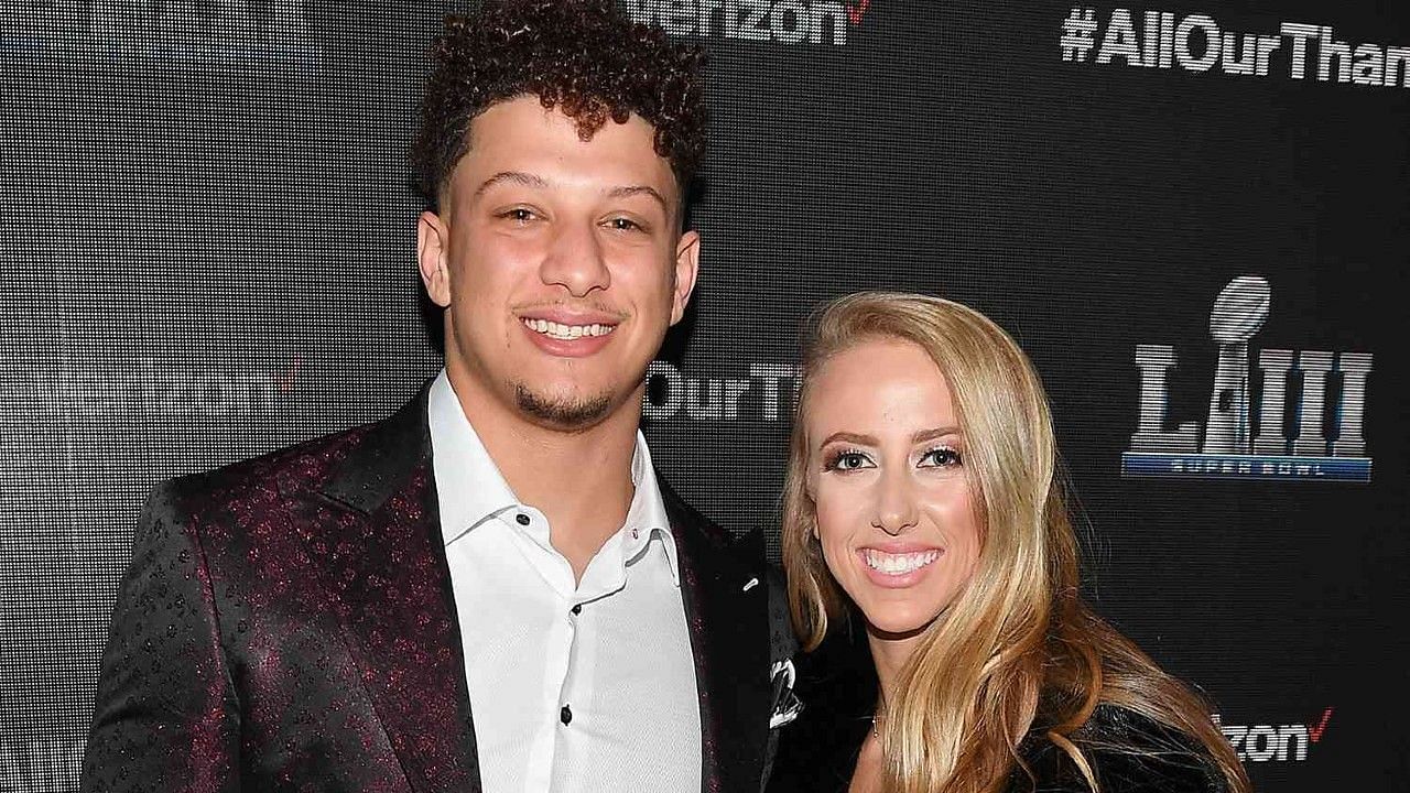 Patrick and Brittany Mahomes cleebrated Thanksgiving a few days early with friends. 