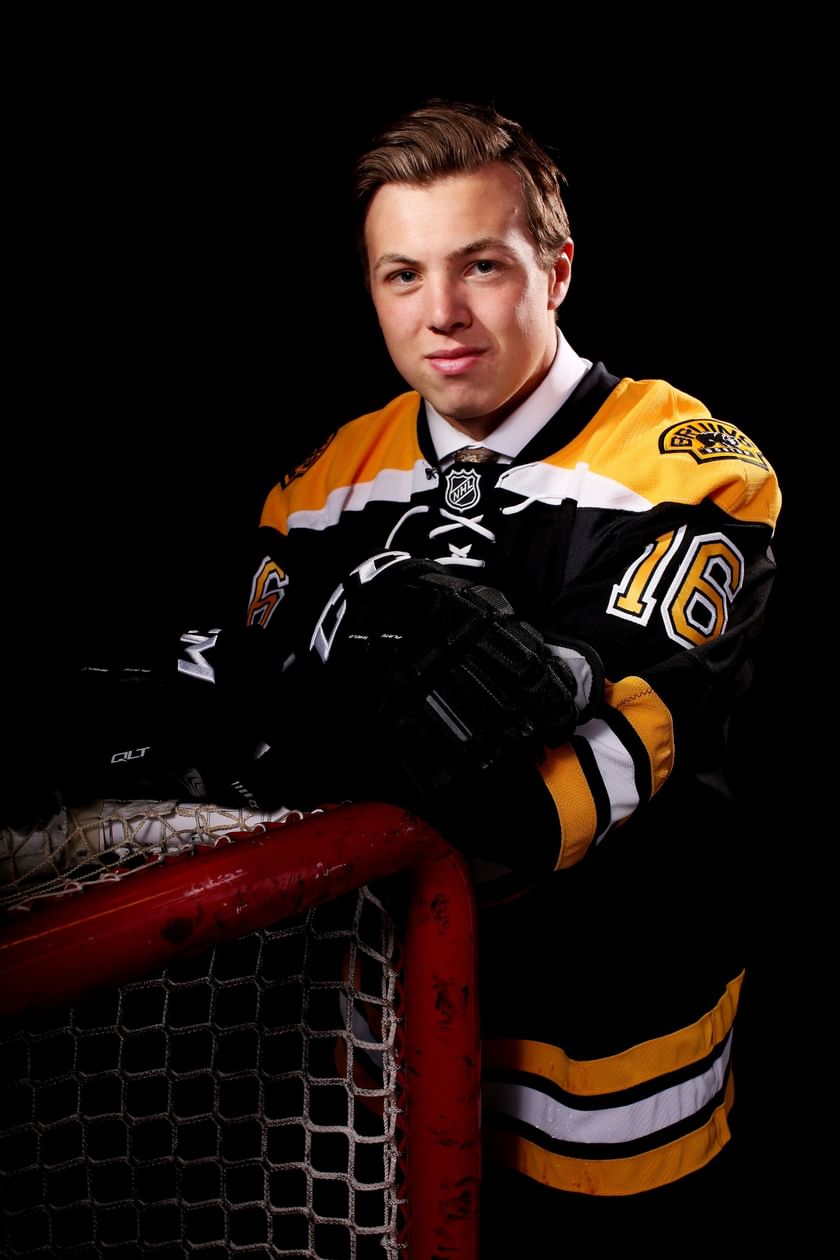 Charlie McAvoy Contract