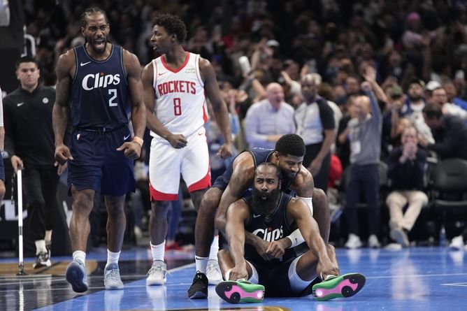 “Exactly what you said”: Kawhi Leonard hysterically gives an nonchalant analysis of James Harden’s game winner