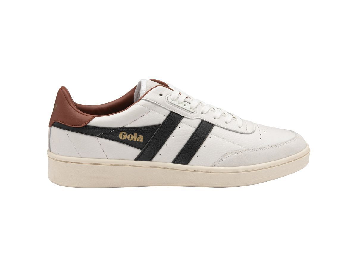 The classic men&#039;s contact leather sneakers (Image via Gola)