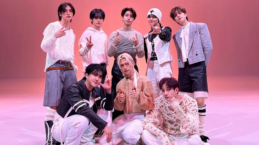 SPOTIFY FIX ROCK STAR trends as STAYs are unable to play Stray Kids'  latest album on browser