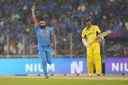 "Siraj got marginalized" - Aakash Chopra on India using Mohammed Shami with the new ball in the 2023 World Cup final vs Australia