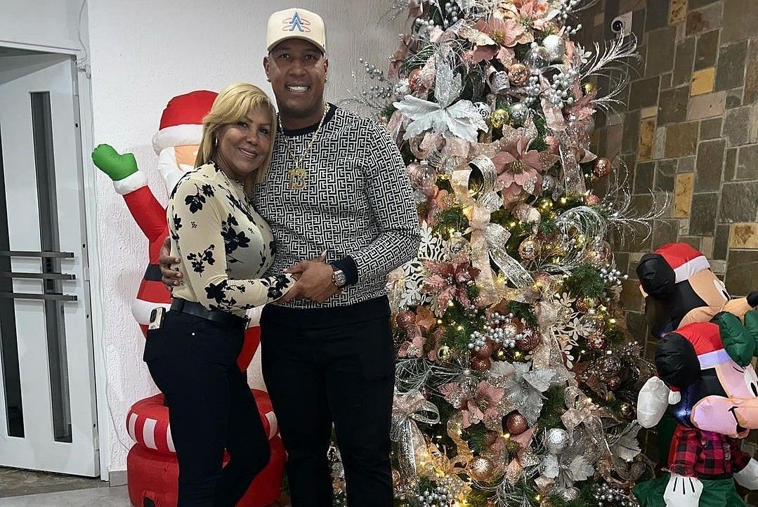 Salvador Perez with his mother Yilda Diaz. Source: Salvador&rsquo;s official Instagram page/@salvadorp13