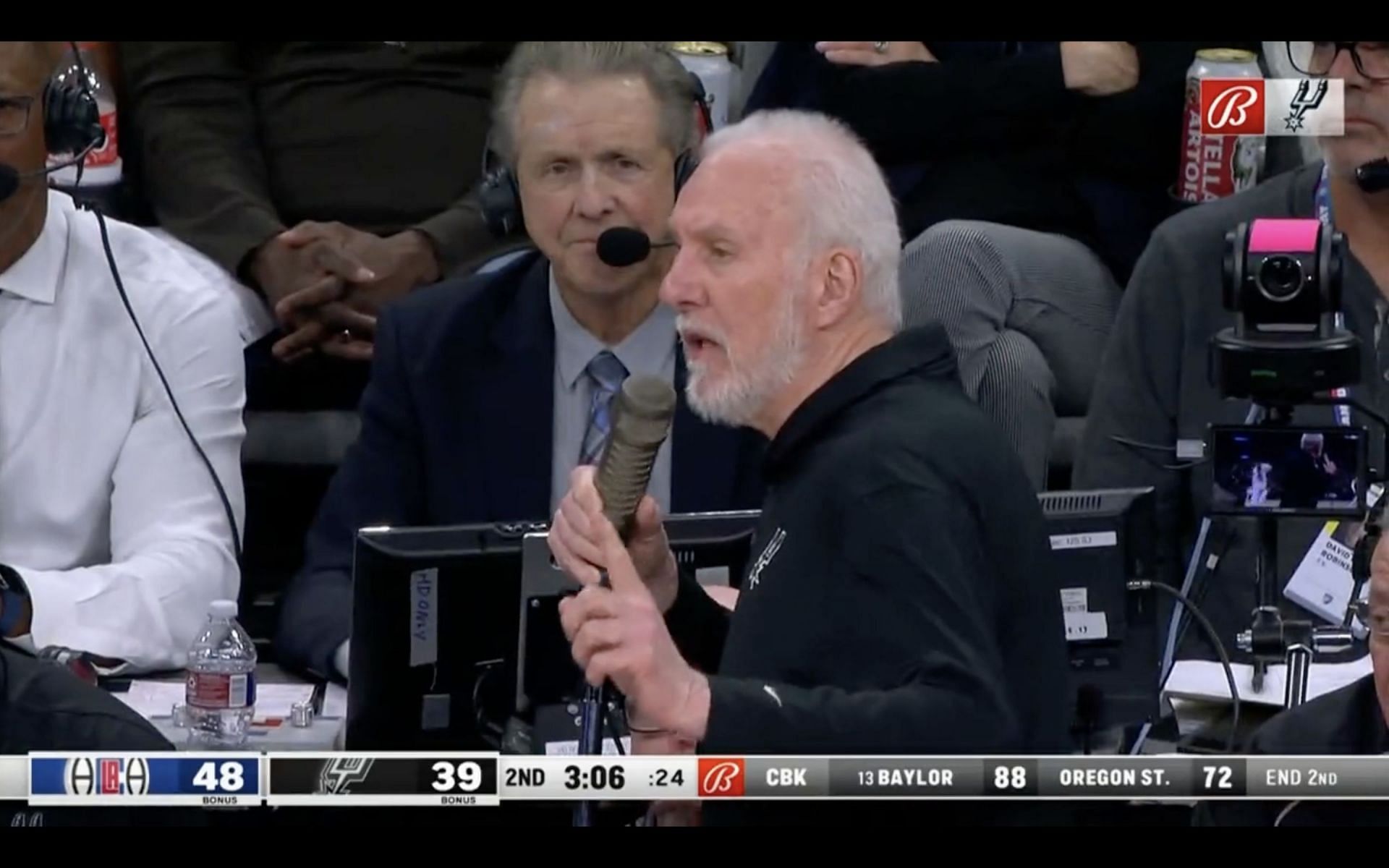 Gregg Popovich&rsquo;s crowd control backfires as boos for Kawhi Leonard intensifies