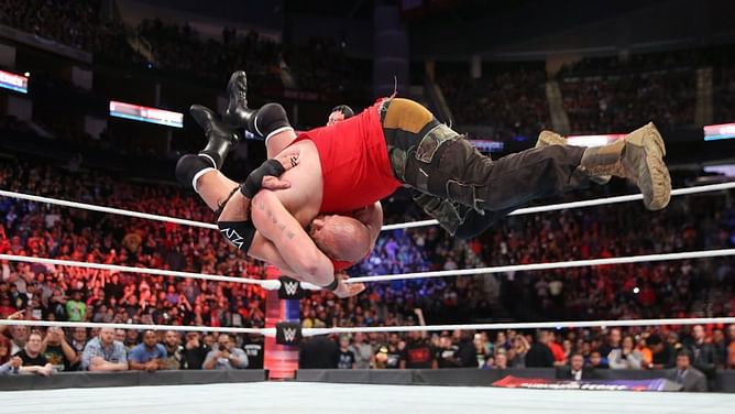 "मैं कुछ भीं नहीं भूला हूं"- जानिए WWE Survivor Series से पहले किसने ने दी Triple H को धमकी