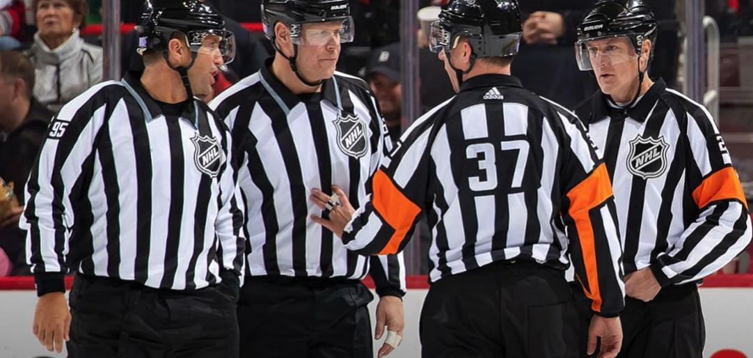 how-much-do-nhl-referees-get-paid-what-we-know-about-refs-salaries-in