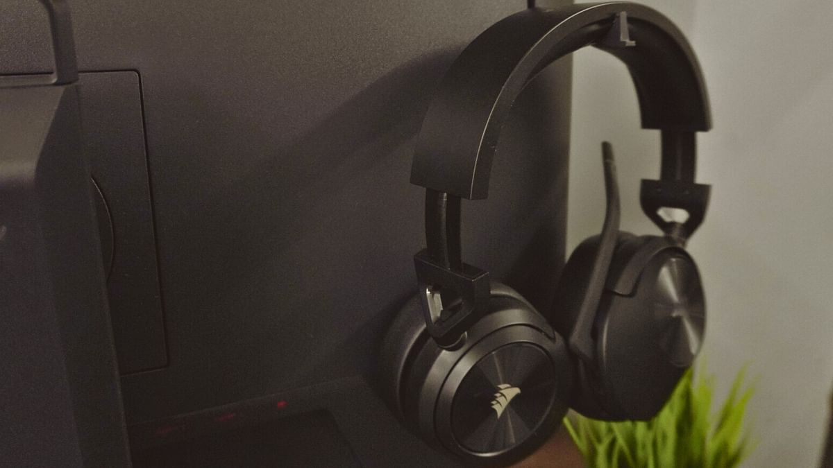 Corsair Hs55 Wireless Headphones Review: Affordable Solution To Cut The 