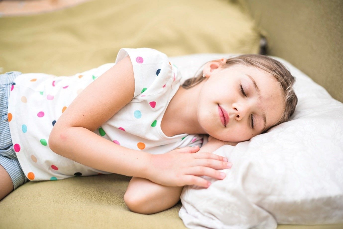 Why do parents and caregivers give melatonin to kids? (Image by freepik on freepik)