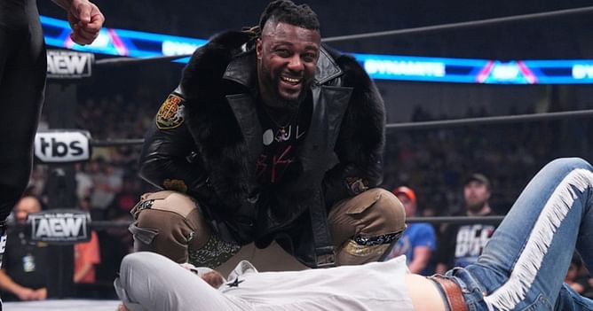"It's not a good thing to do" - Swerve Strickland reveals why recent blood-drinking spot at AEW Full Gear was done