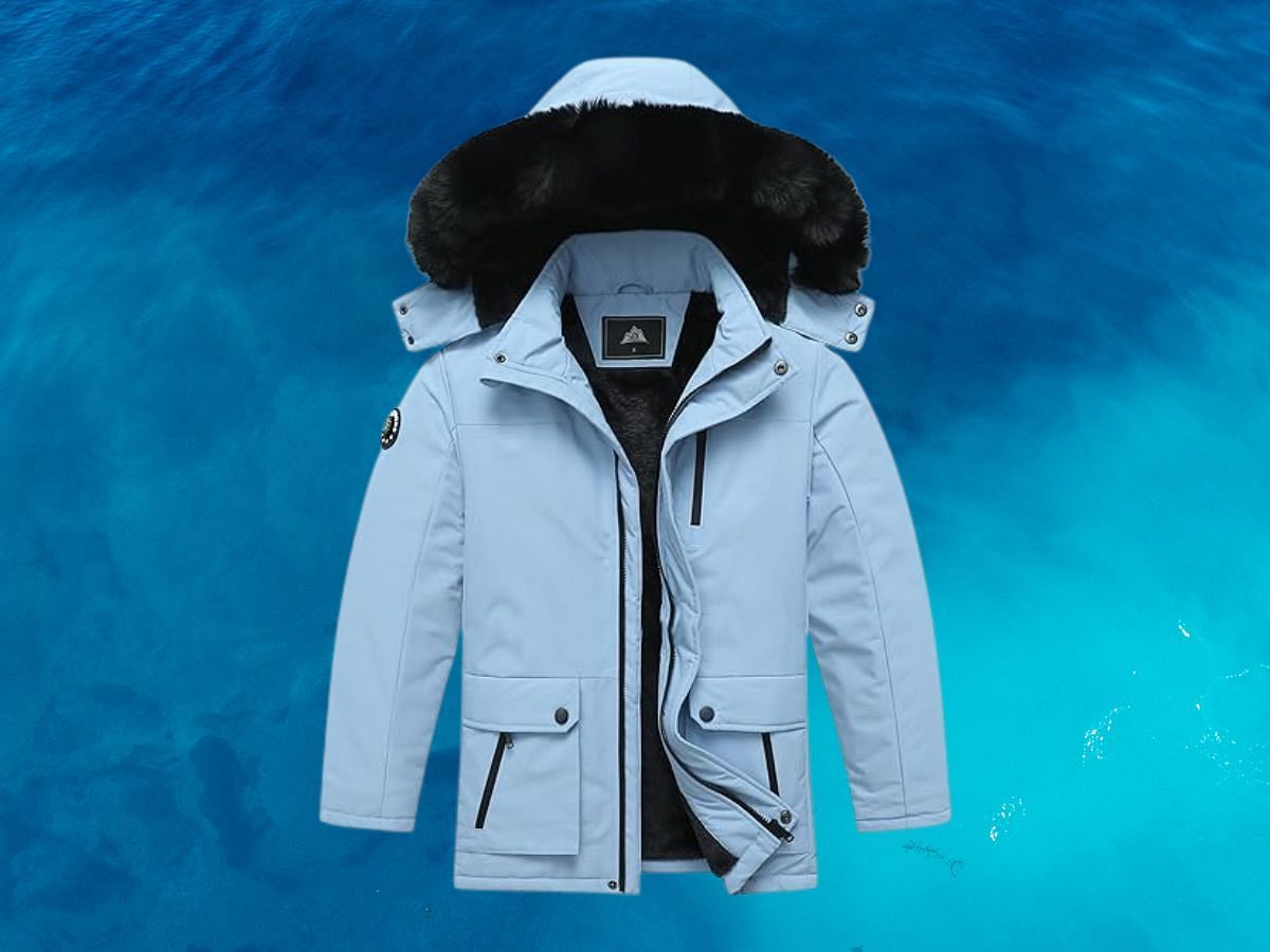 The Moerdeng kid&#039;s waterproof Jacket (Image via Amazon)