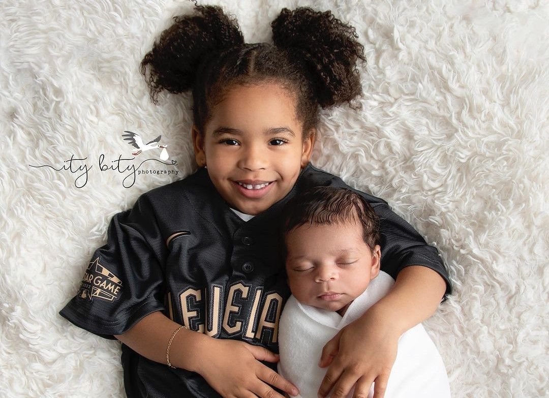 Jose Ramirez&rsquo;s daughter Isabella and son. Source - Instagram @itybityphotography