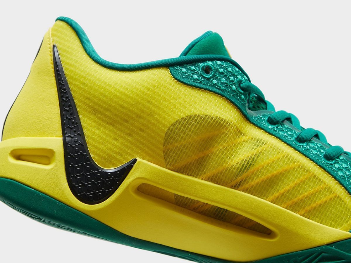 Nike Sabrina 1 &ldquo;Oregon Ducks&rdquo; sneakers (Image via Sneaker News)