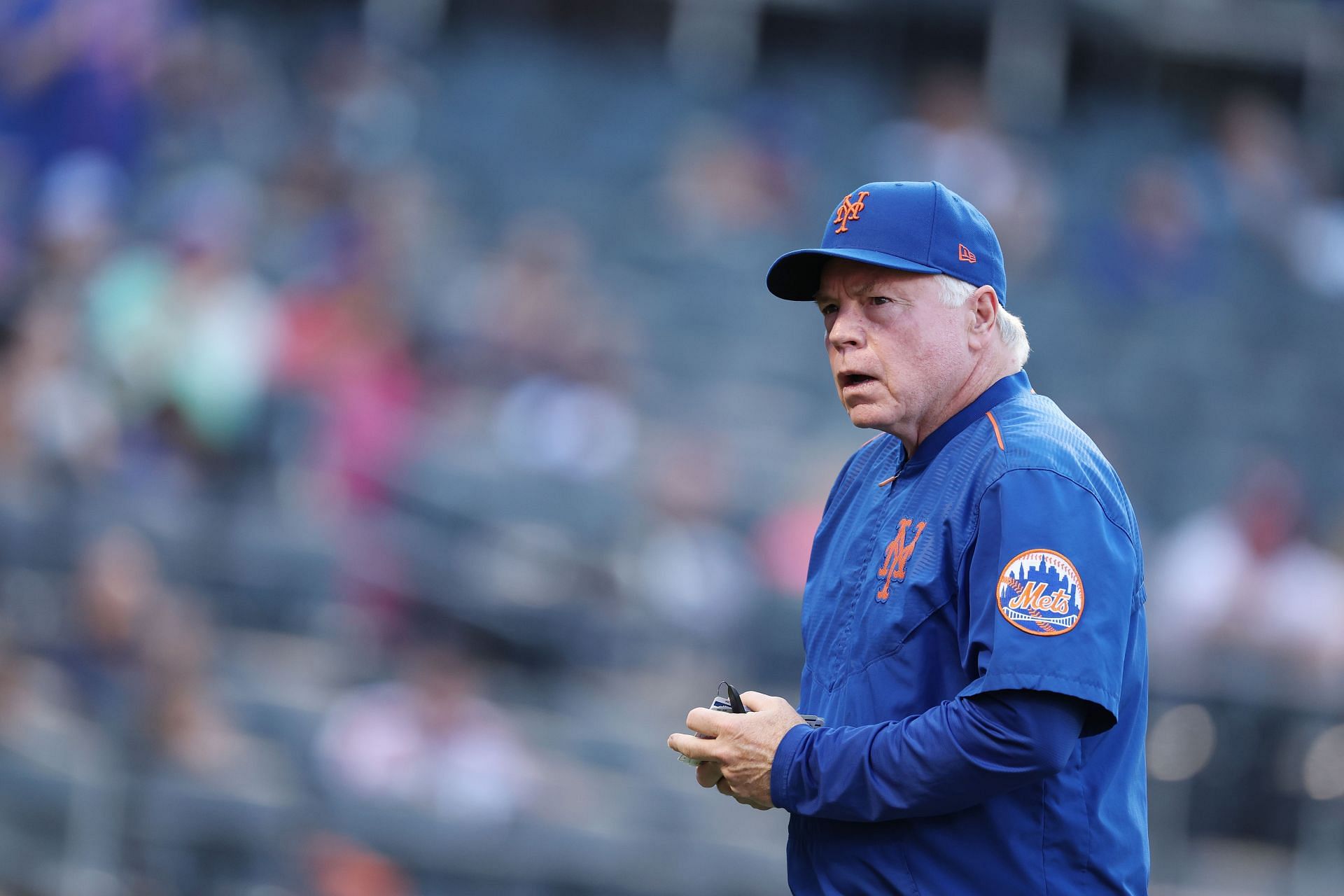 The LA Angles have expressed interest in former Mets manager, Buck Showalter.