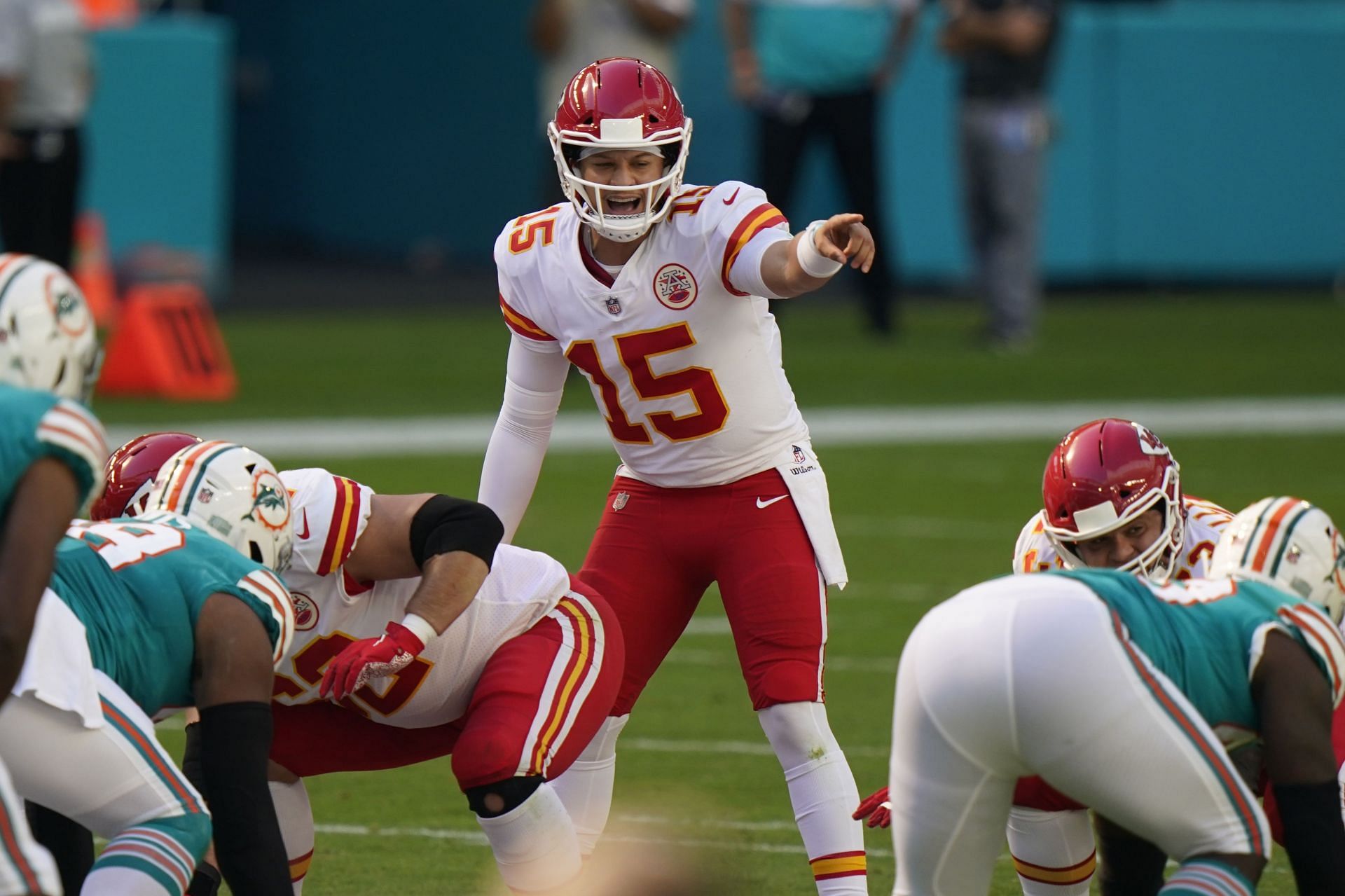 NFL Inactives today: Who is out for Chiefs vs Dolphins in Week 9?