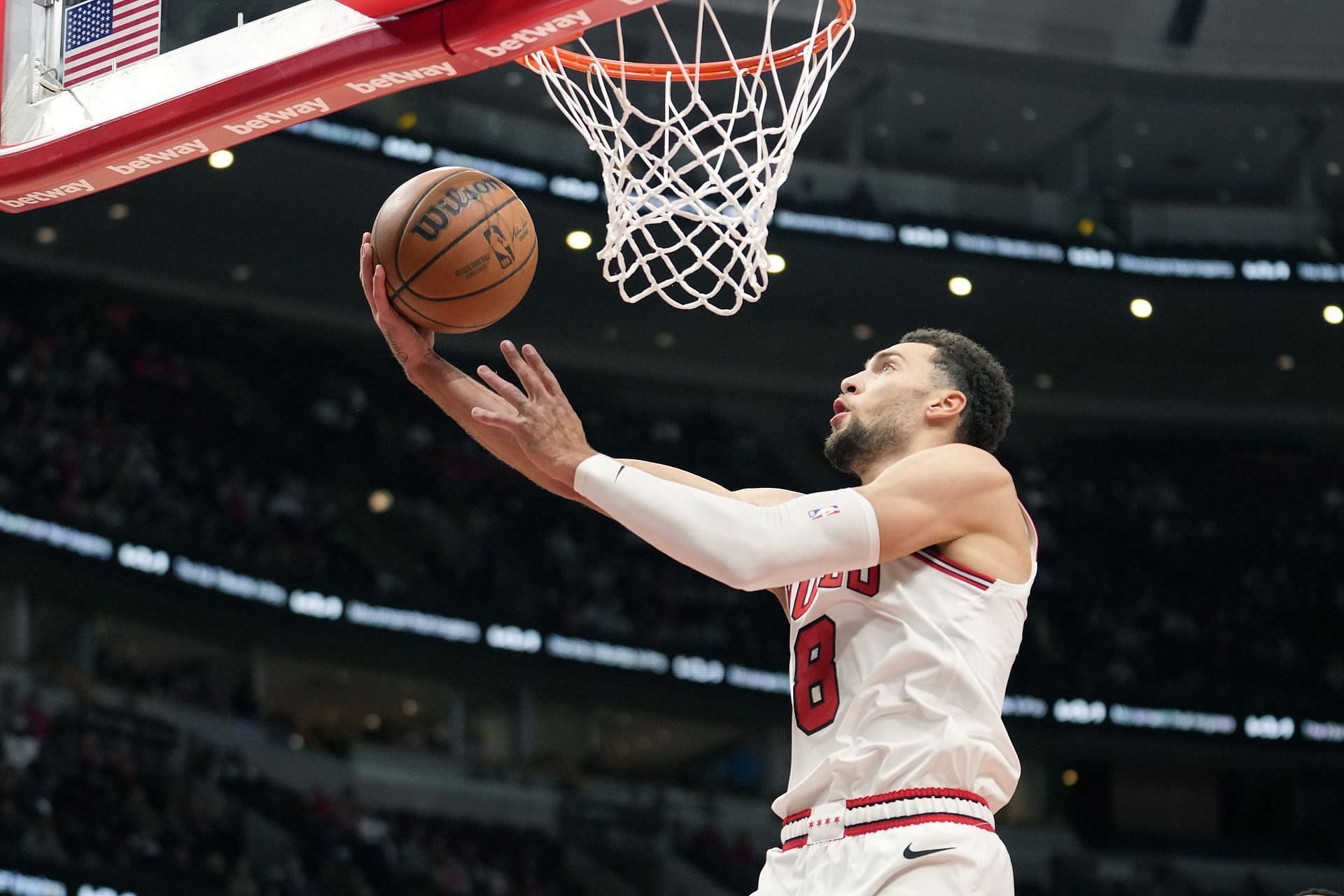 Insider rules out Zach LaVine to 76ers, names Lakers and Miami as realistic destinations