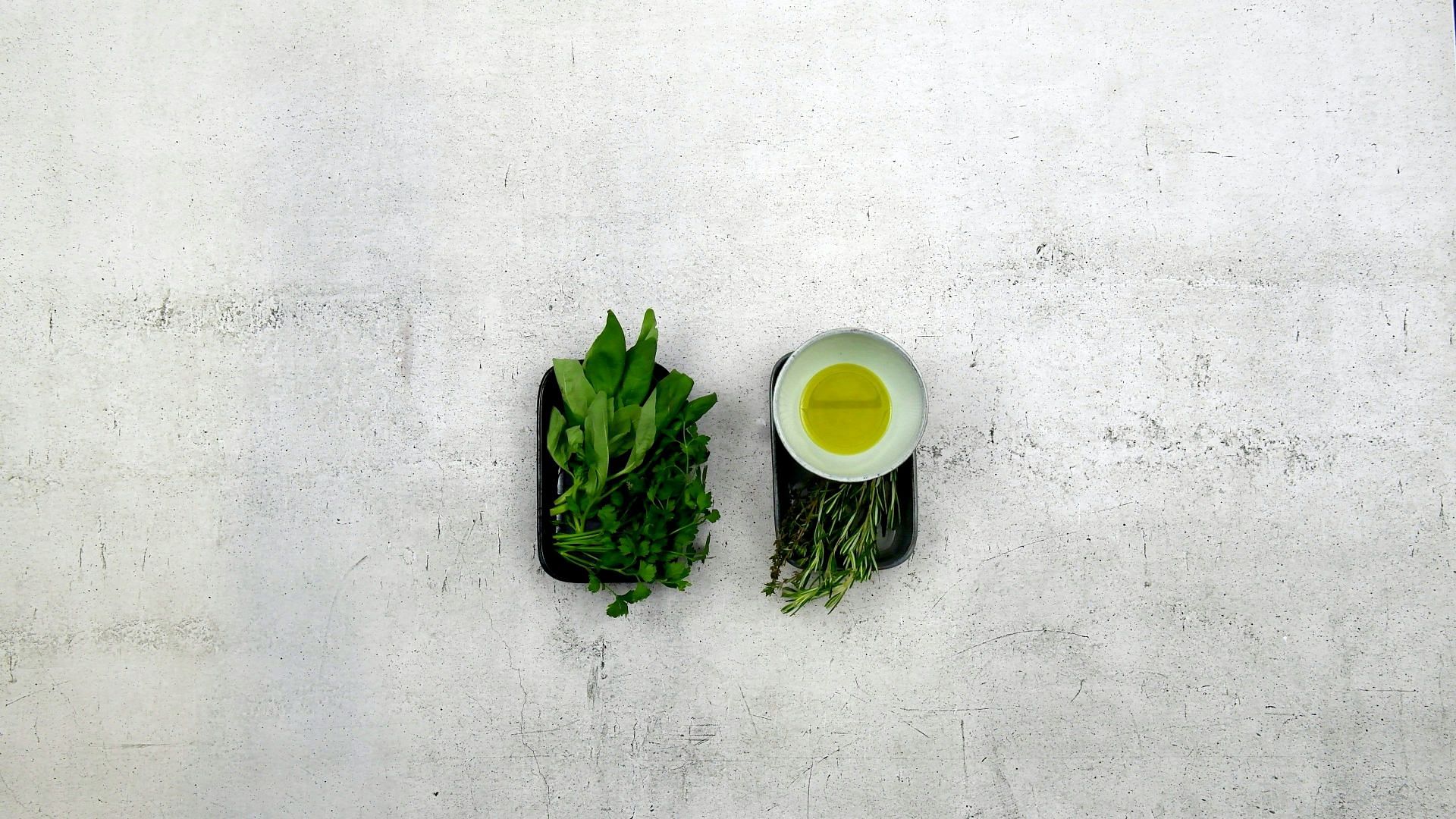 Virgin olive oil (Image via Unsplash/Philippe)