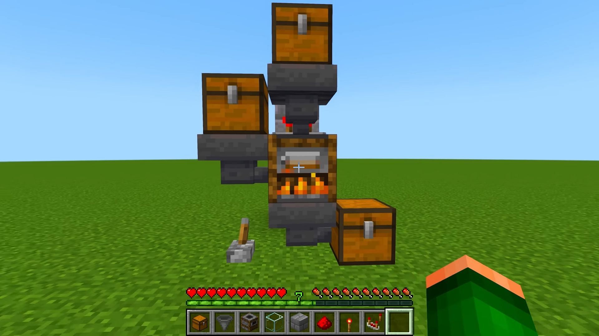 Baking potatoes is a great way to get XP in Minecraft (Image via Cubius/YouTube)