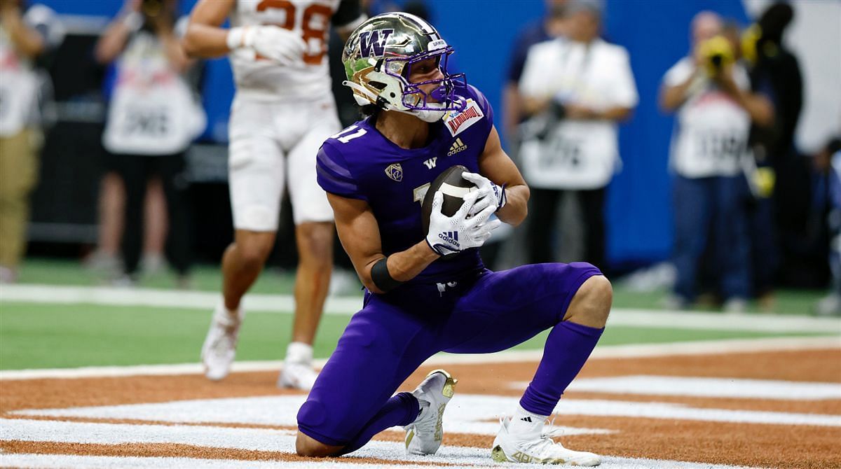 Washington Huskies WR Jalen McMillan is listed as questionable for Week 11 of the 2023 CFB season.