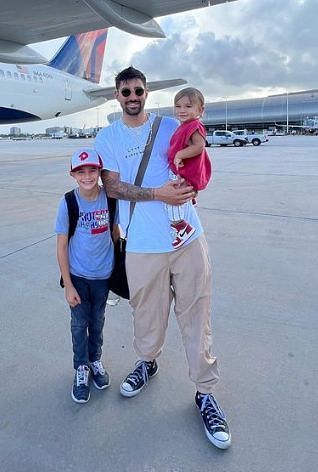 Nick Castellanos with his family, Source- Jessica Castellanos&rsquo; official Instagram account