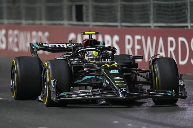 Watch: Lewis Hamilton’s superb overtake against Fernando Alonso in the Las Vegas GP