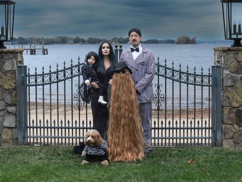 Kyle, Samantha Busch and family dress up as Catherine Zeta-Jones' Addams  family from popular Netflix show for Halloween
