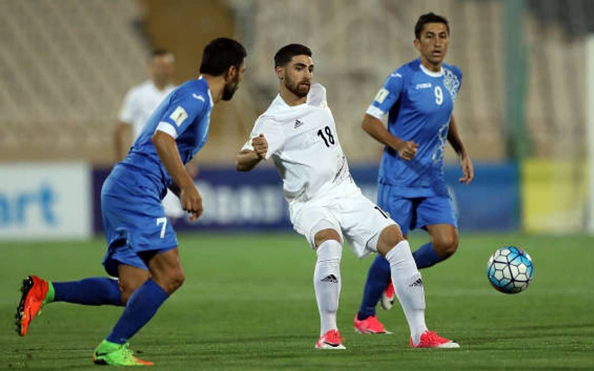 Iran's Mobarakeh Sepahan football team vs Uzbekistan's Olmaliq football  team in pics