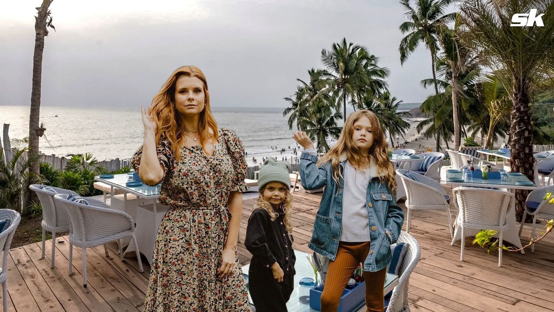 JoAnna Garcia with her daughters 