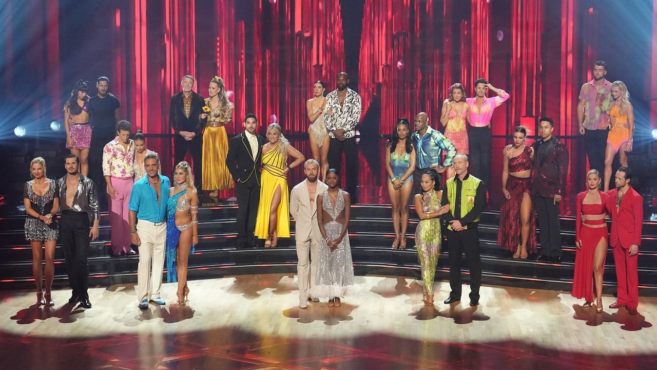 DWTS Episode 8 Season 32 saw Barry Williams