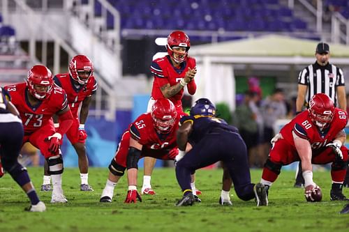 RoofClaim.com Boca Raton Bowl - Liberty vs Toledo