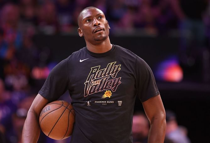 Watch: Bismack Biyombo gets clobbered as John Collins catches monster lob over Grizzlies star