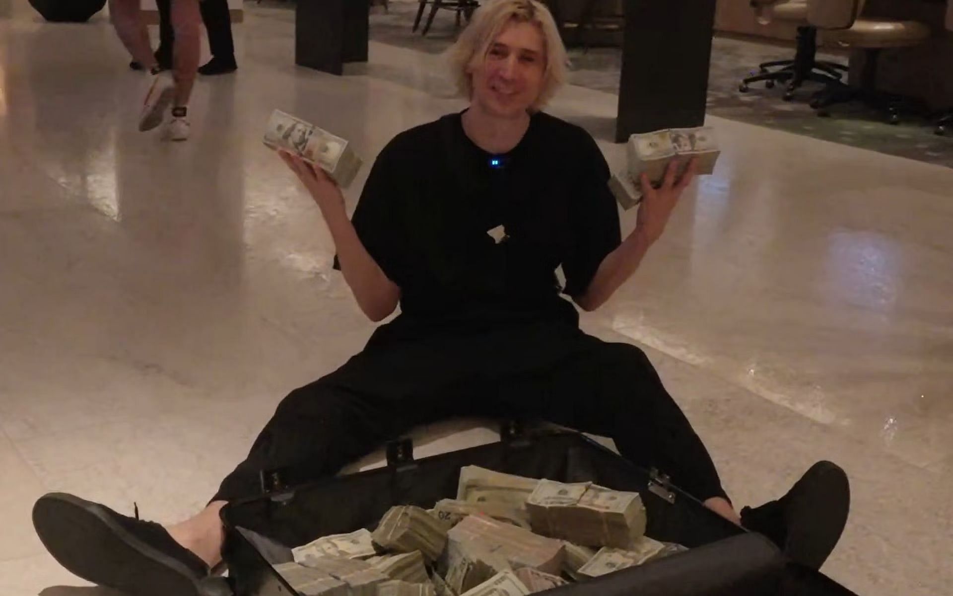 xQc talks about the money he would