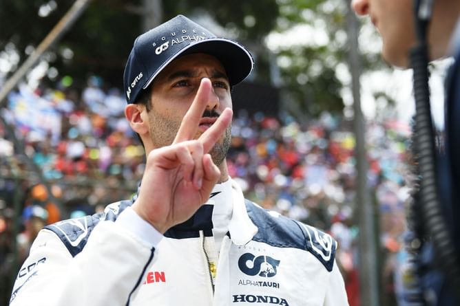 "I take it completely personally": Former Renault boss reflects on Daniel Ricciardo's early departure from the team