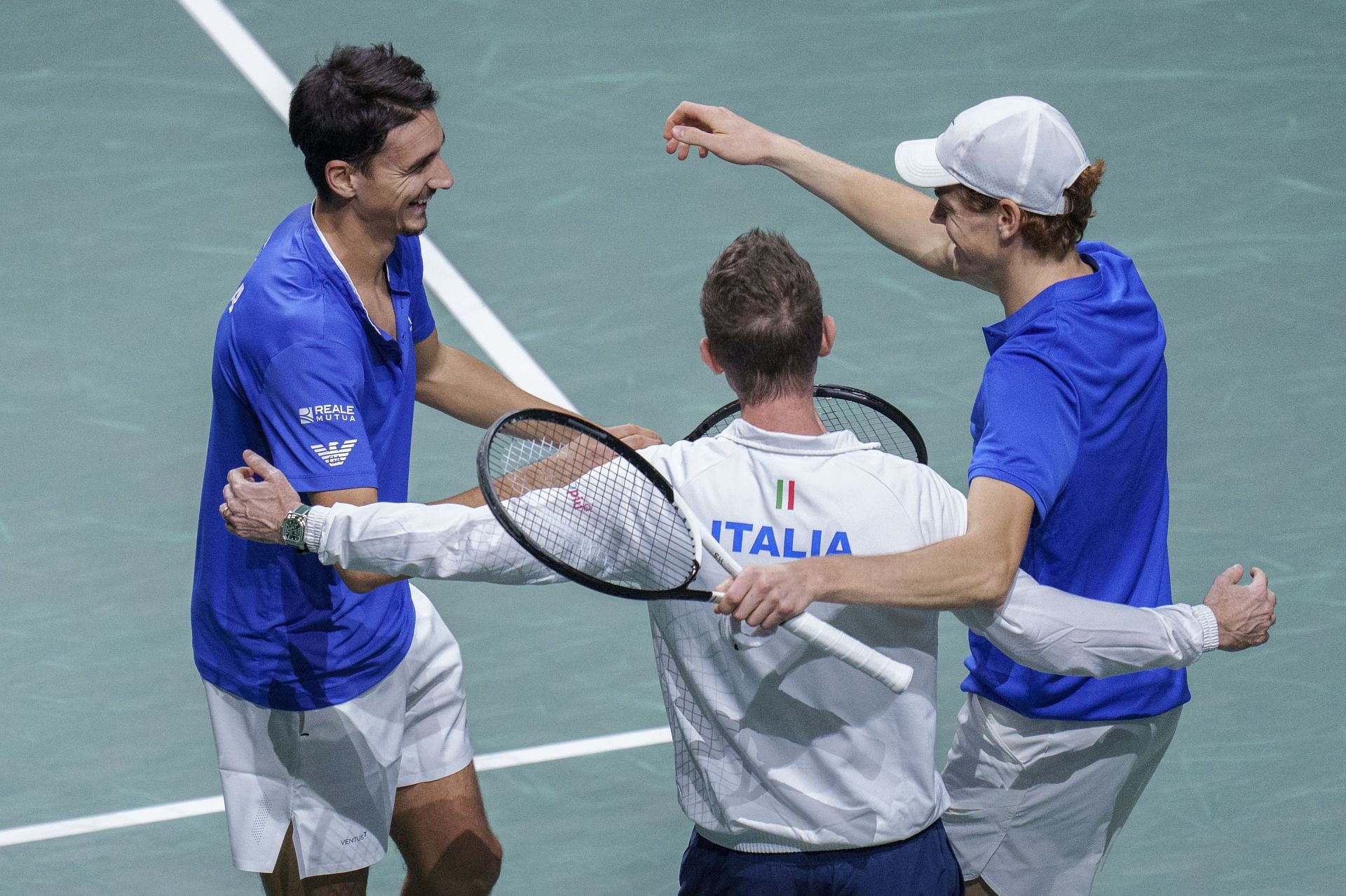 Jannik Sinner with Italian teammates after Davis Cup SF win