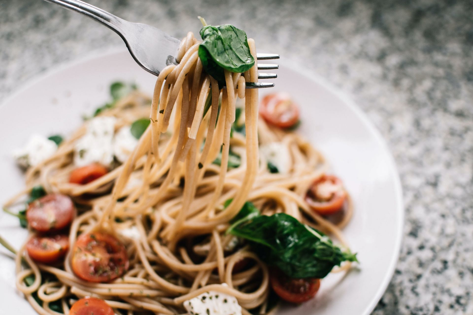 Pasta as a bad carb (image sourced via Pexels / Photo by lisa)