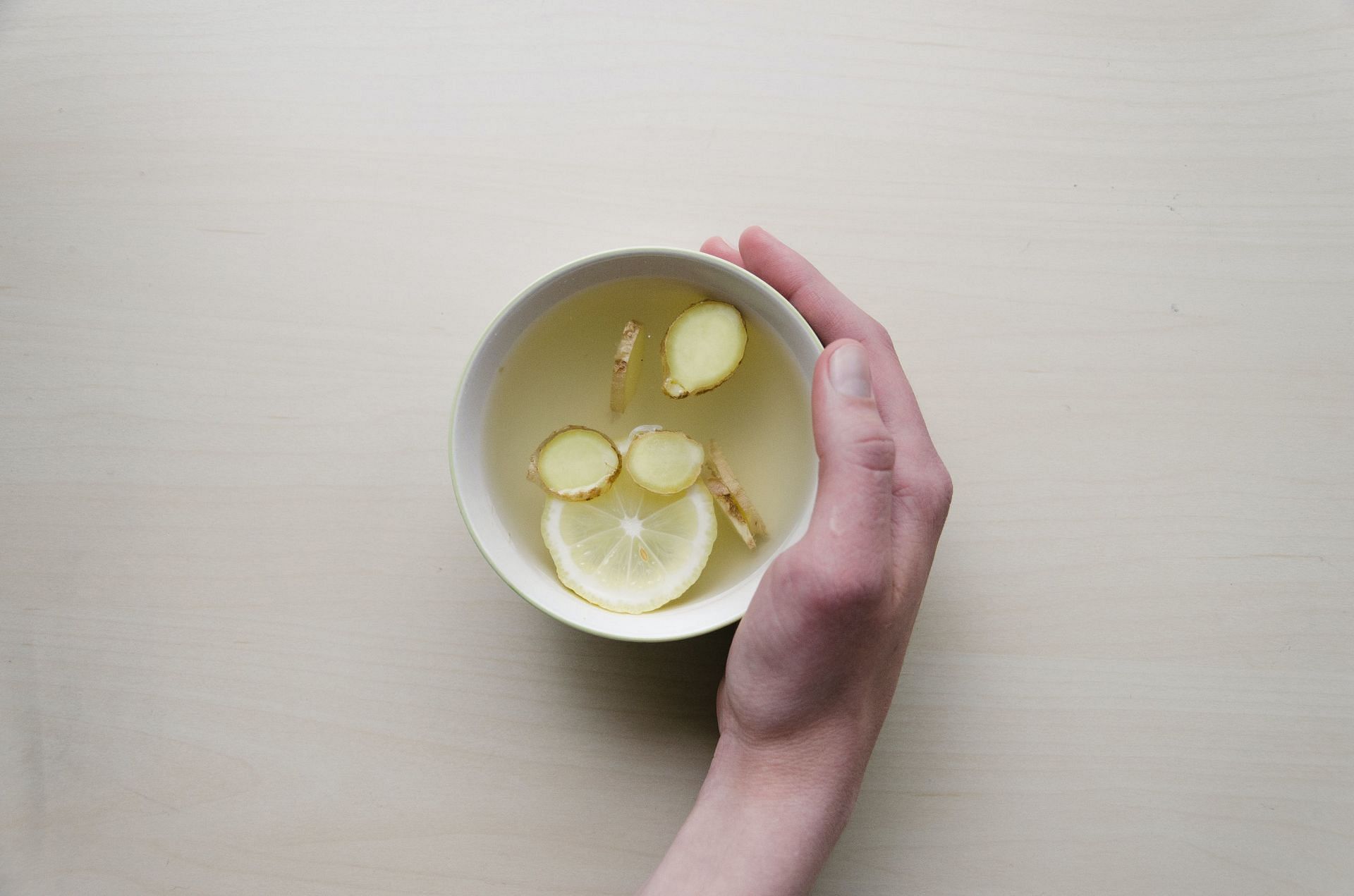 Having ginger tea is helpful (Image via Unsplash/Dominik Martin)